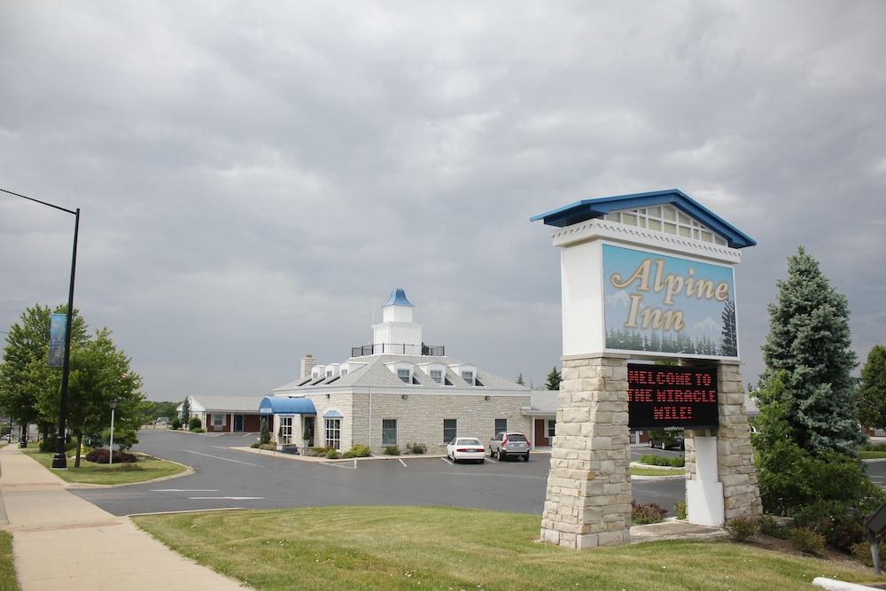 Alpine Inn&Suites Rockford Exterior foto
